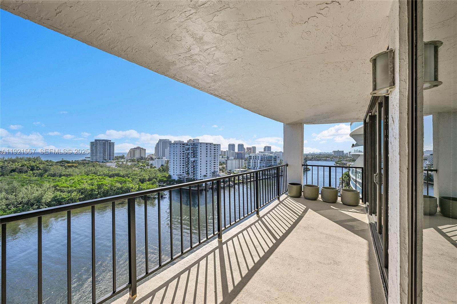 936 Intracoastal Dr 15H