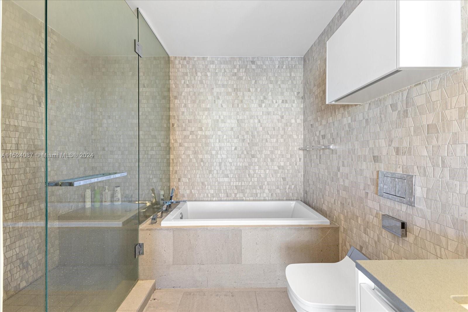 RISE CONDO - Residential Lease