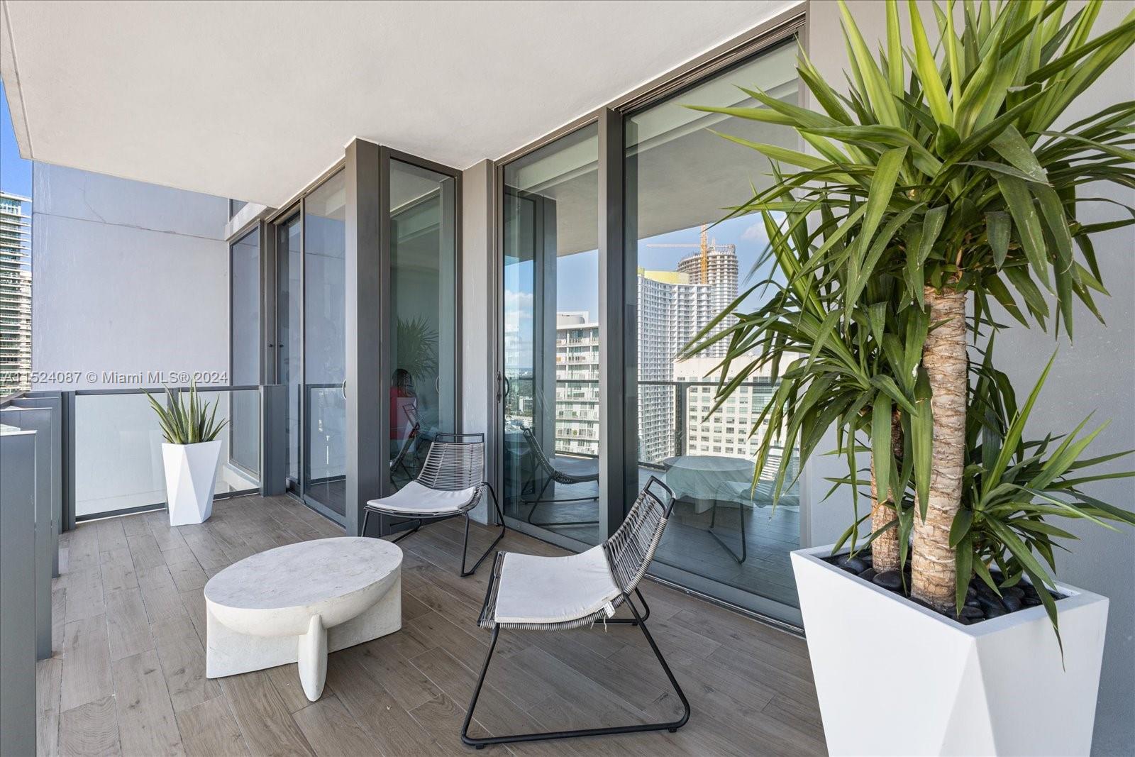 RISE CONDO - Residential Lease