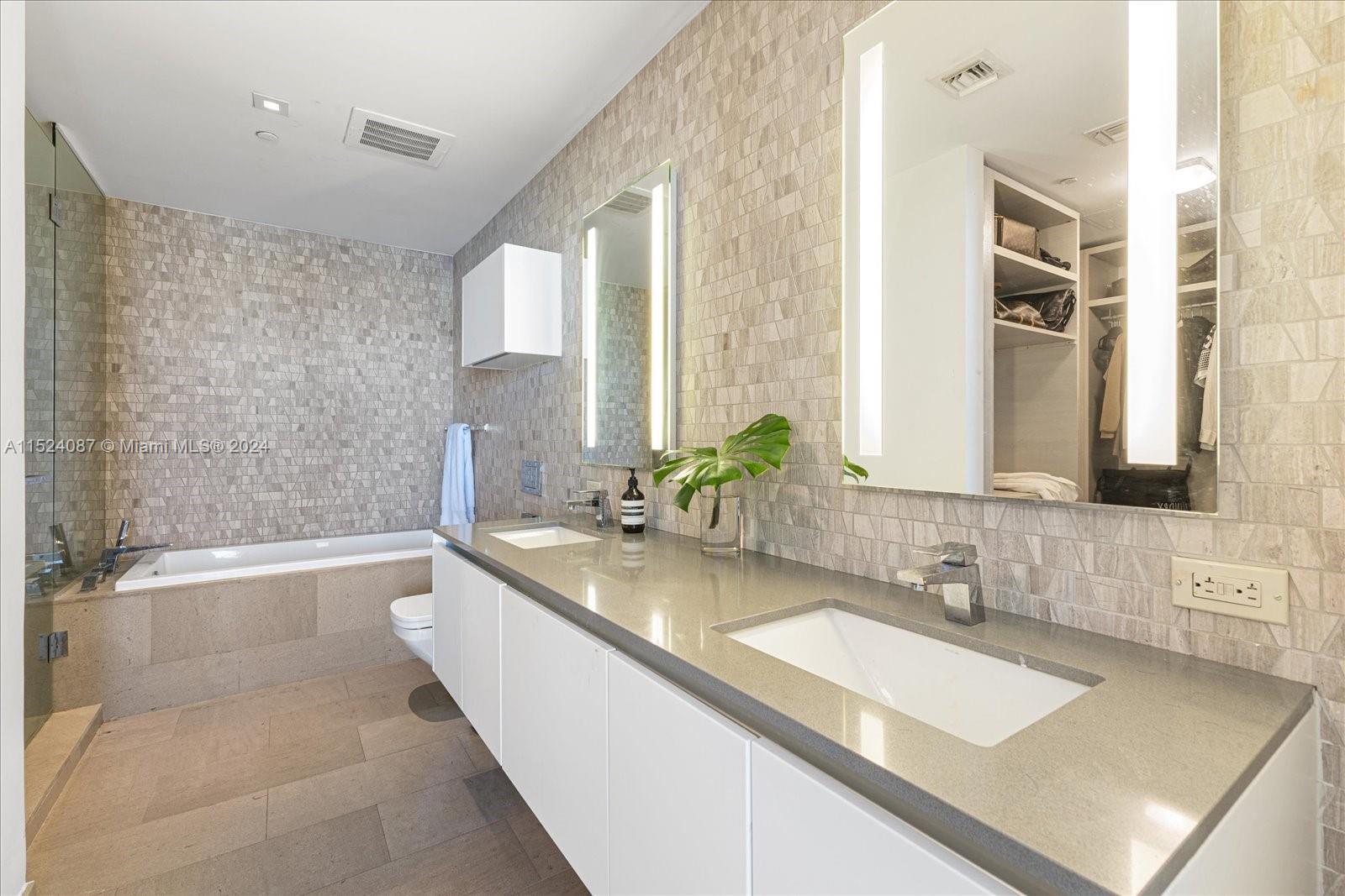 RISE CONDO - Residential Lease