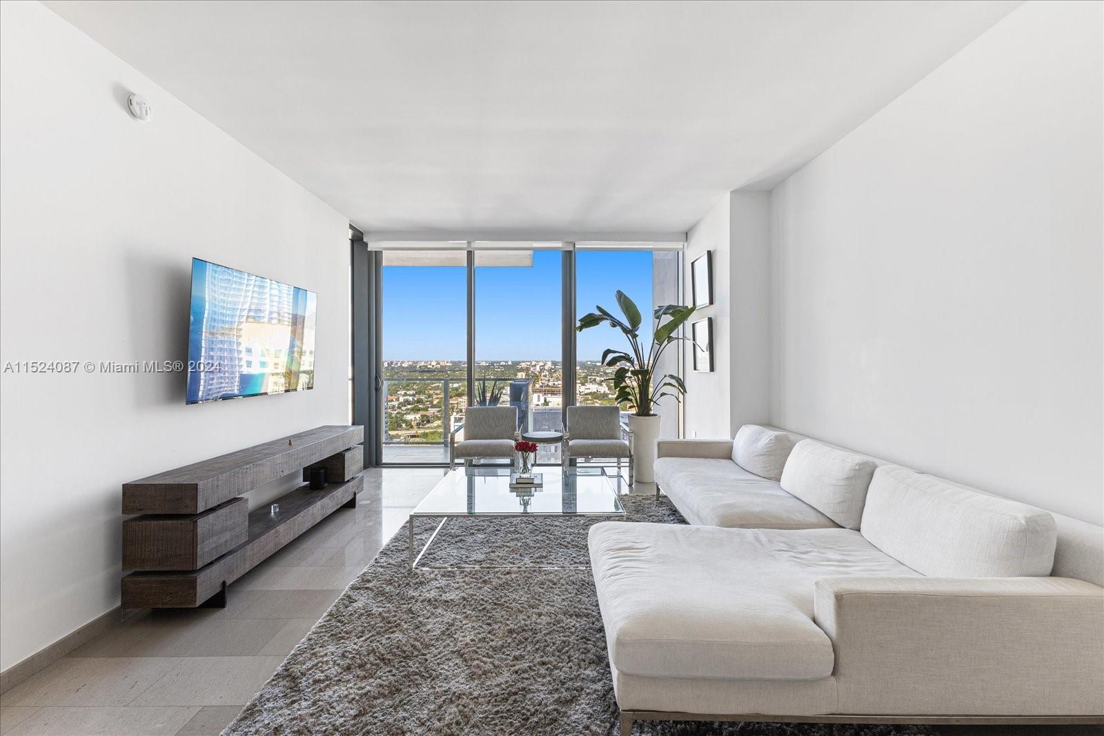 RISE CONDO - Residential Lease