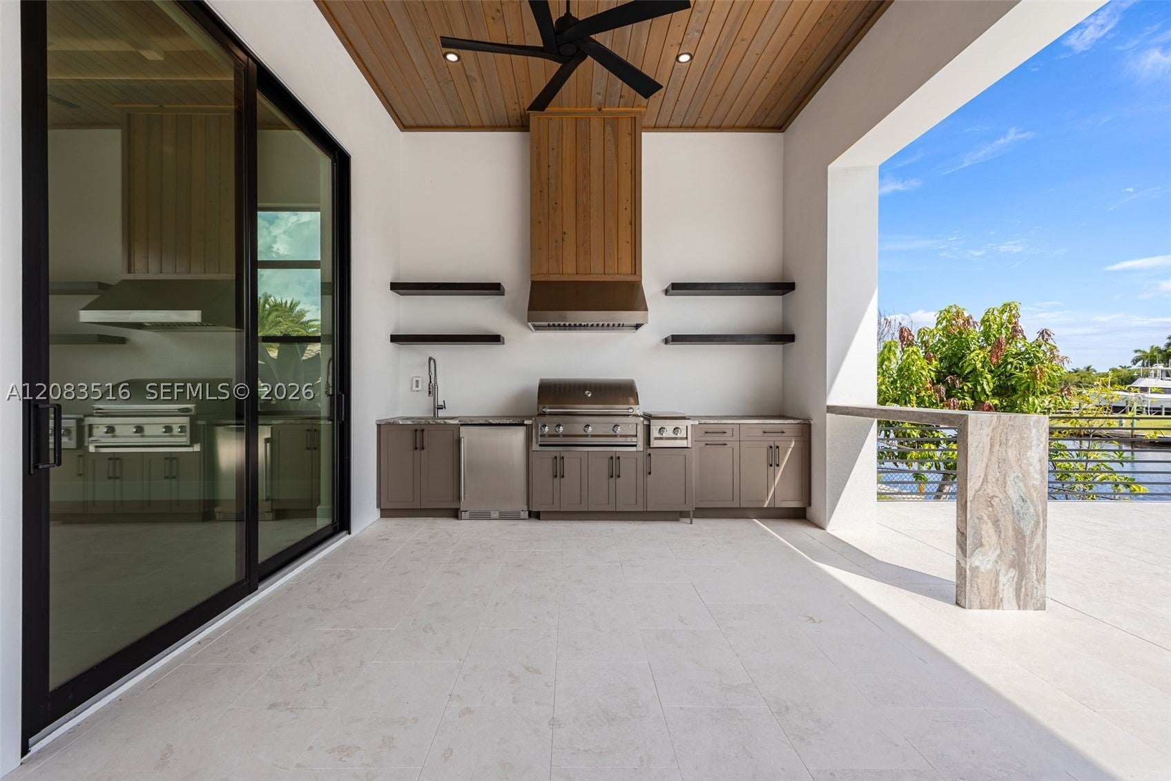 111 Montrose DR