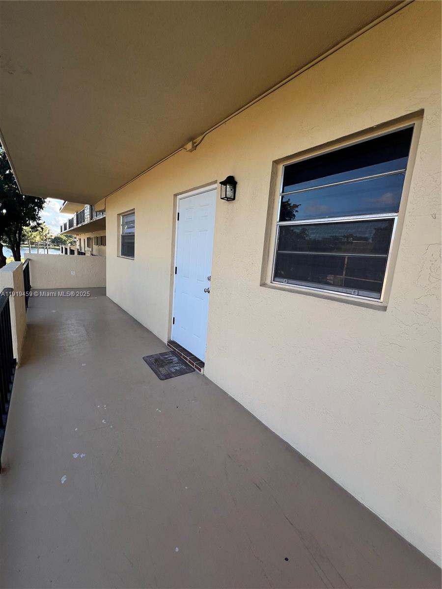 CAMBRIDGE HOUSE EAST - Residential Lease