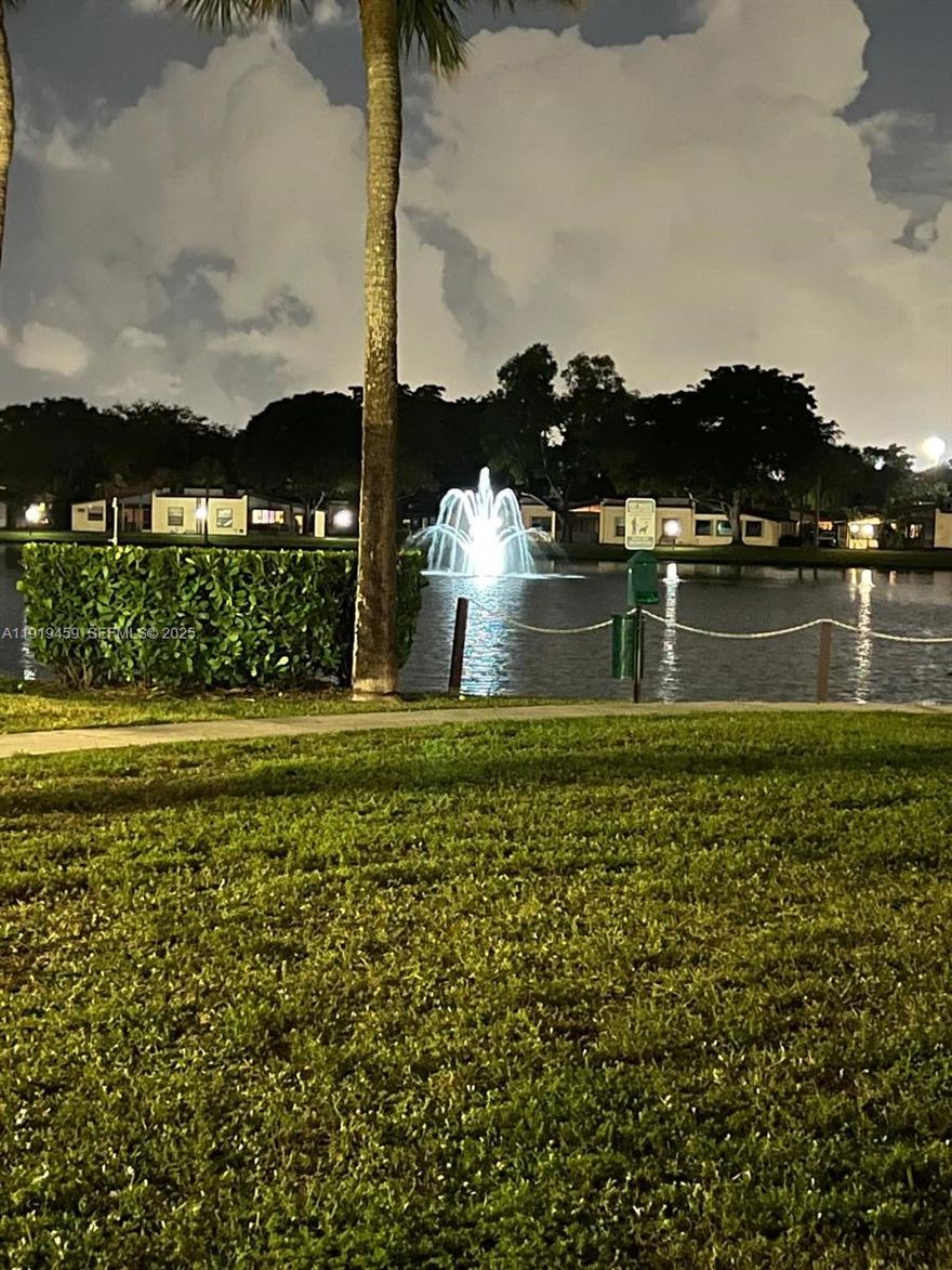 Beautiful resort-style living in this spacious 2-bed, 2-bath unit in a prime location!
Close to shopping, restaurants, and less than 2 miles from the Hard Rock Casino. Community amenities include a resort-style pool with a separate hot tub/spa, a clubhouse, an additional smaller pool near the building, tennis courts, bocce ball, billiards, an exercise room, sauna, card room, and regular social events at the clubhouse. Gated community with 24-hour security. Maintenance includes free cable, courtesy bus, 3 pools, spa, jacuzzi, fitness rooms, library, billiards, card rooms, movies, tennis, bingo, and guard gate services. Conveniently located near major highways, the Turnpike, and shopping. Right across from Publix and minutes from the Hard Rock Casino and houses of worship. HOPA 55+ community.