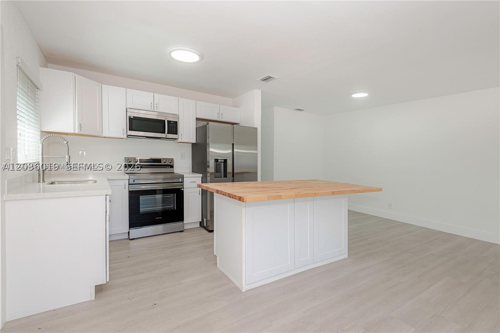 1511-1513 NW 8th Ave