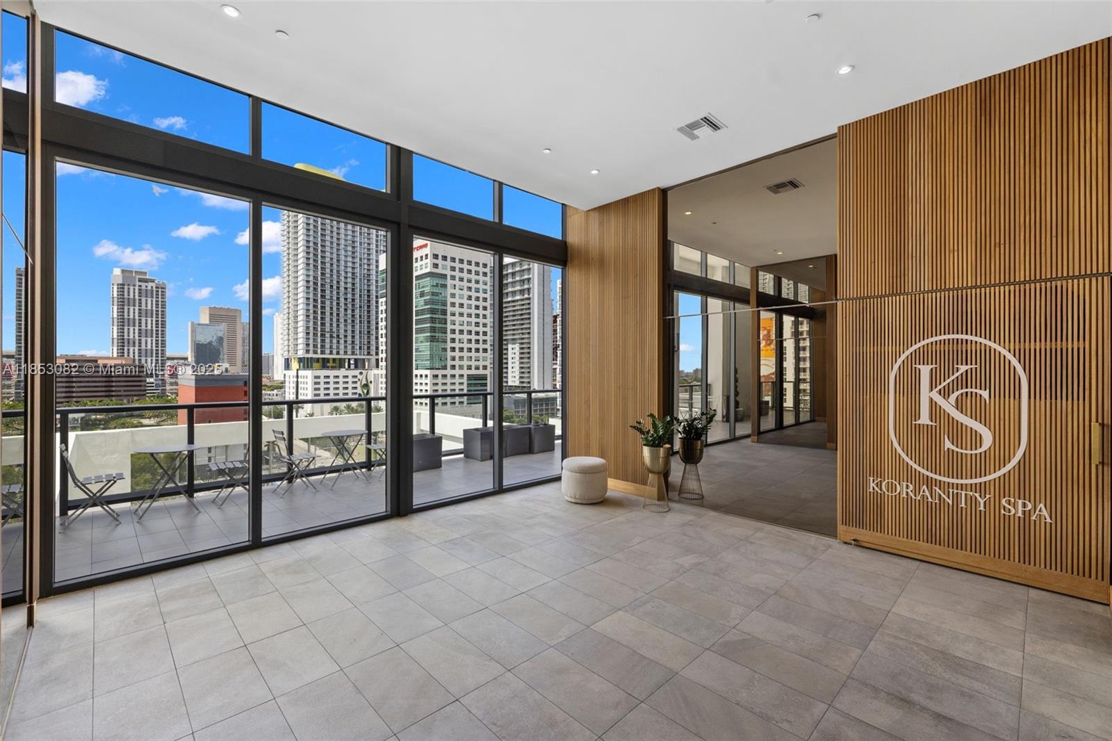 Smart Brickell - Residential