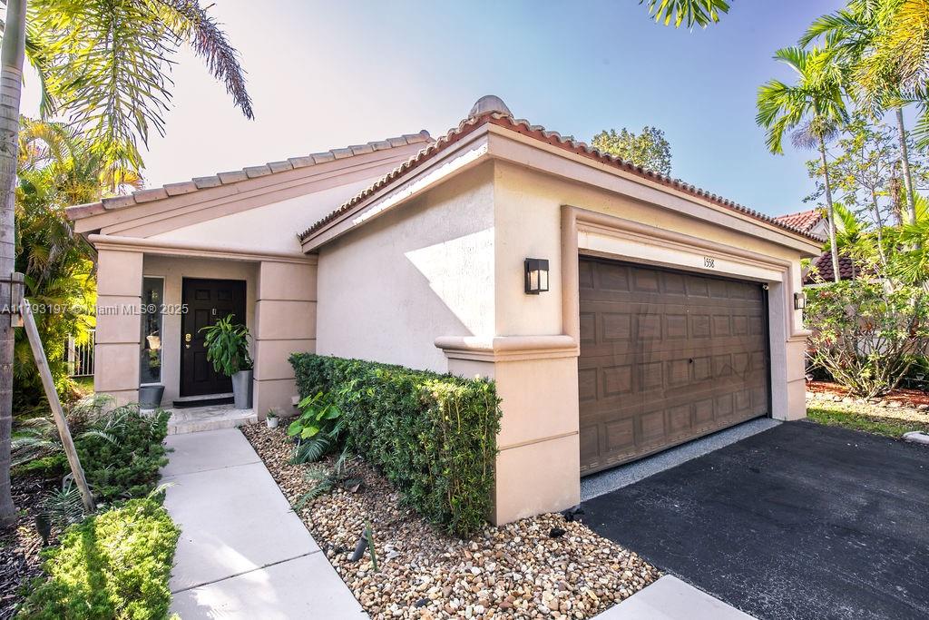 1558 Sunset Way, Weston, Broward County, Florida - 3 Bedrooms  
2 Bathrooms - 