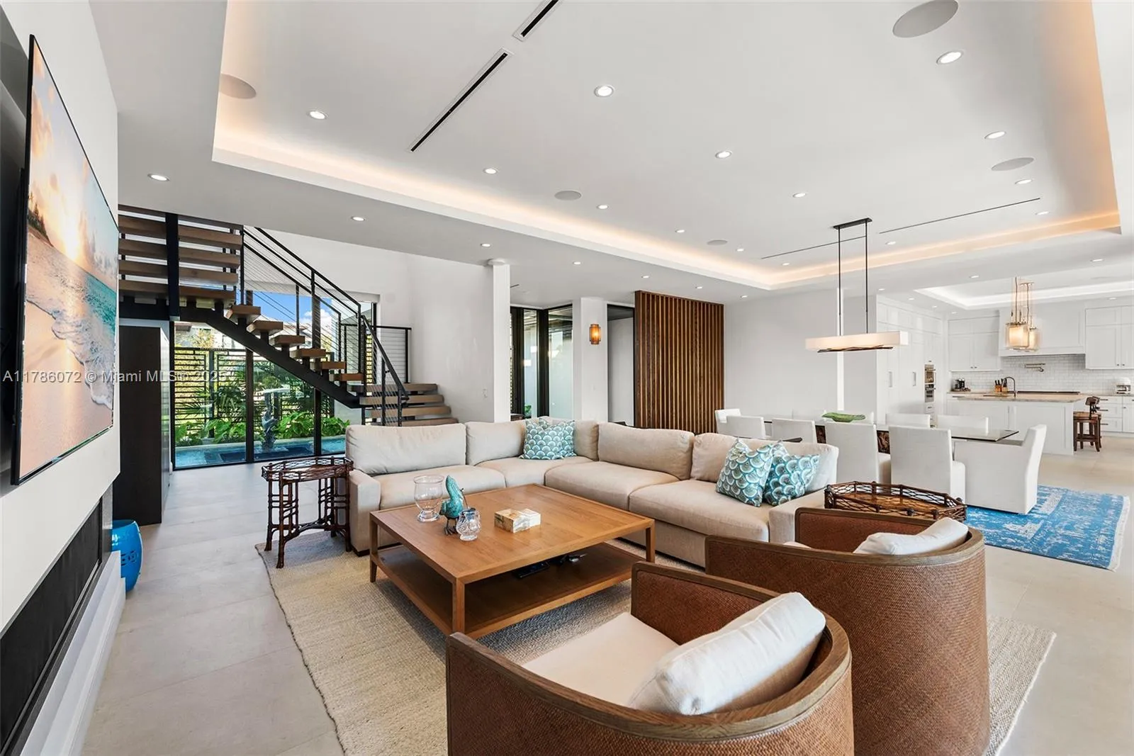 Coral Gables, Florida 33133, United States, 6 Bedrooms Bedrooms, ,7 BathroomsBathrooms,Residential,Active,113311