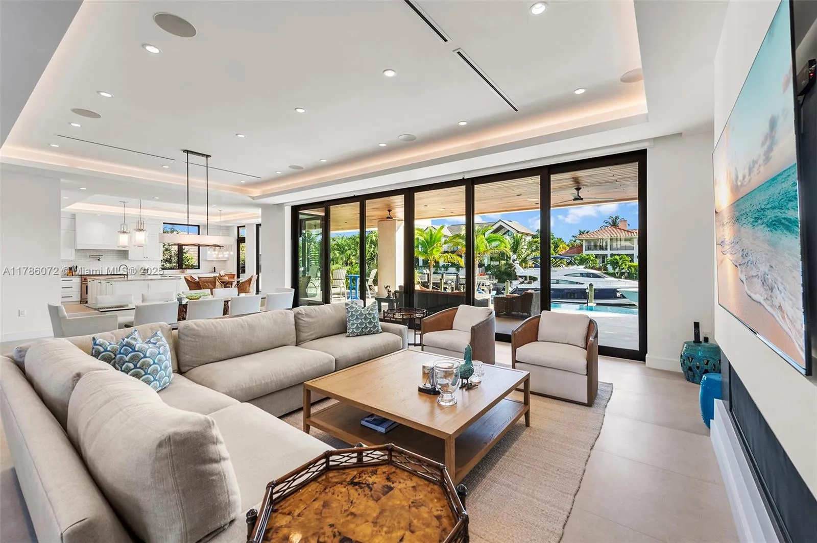 Coral Gables, Florida 33133, United States, 6 Bedrooms Bedrooms, ,7 BathroomsBathrooms,Residential,Active,113311