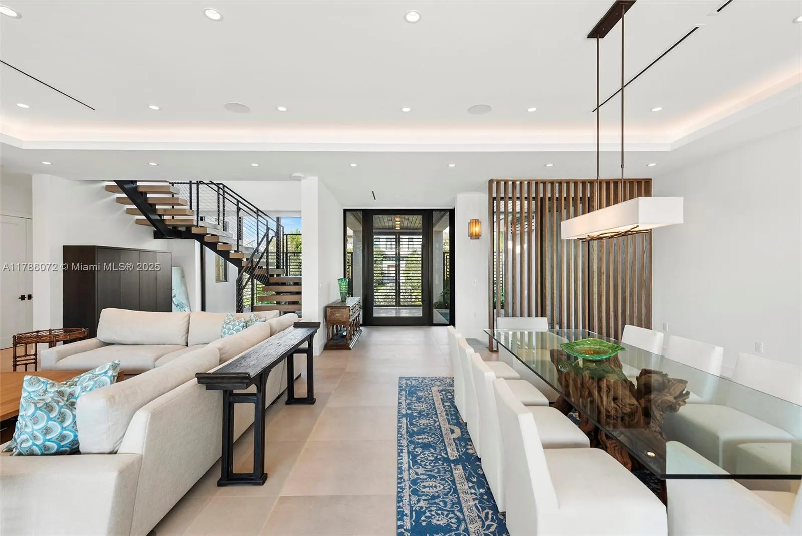 Coral Gables, Florida 33133, United States, 6 Bedrooms Bedrooms, ,7 BathroomsBathrooms,Residential,Active,113311