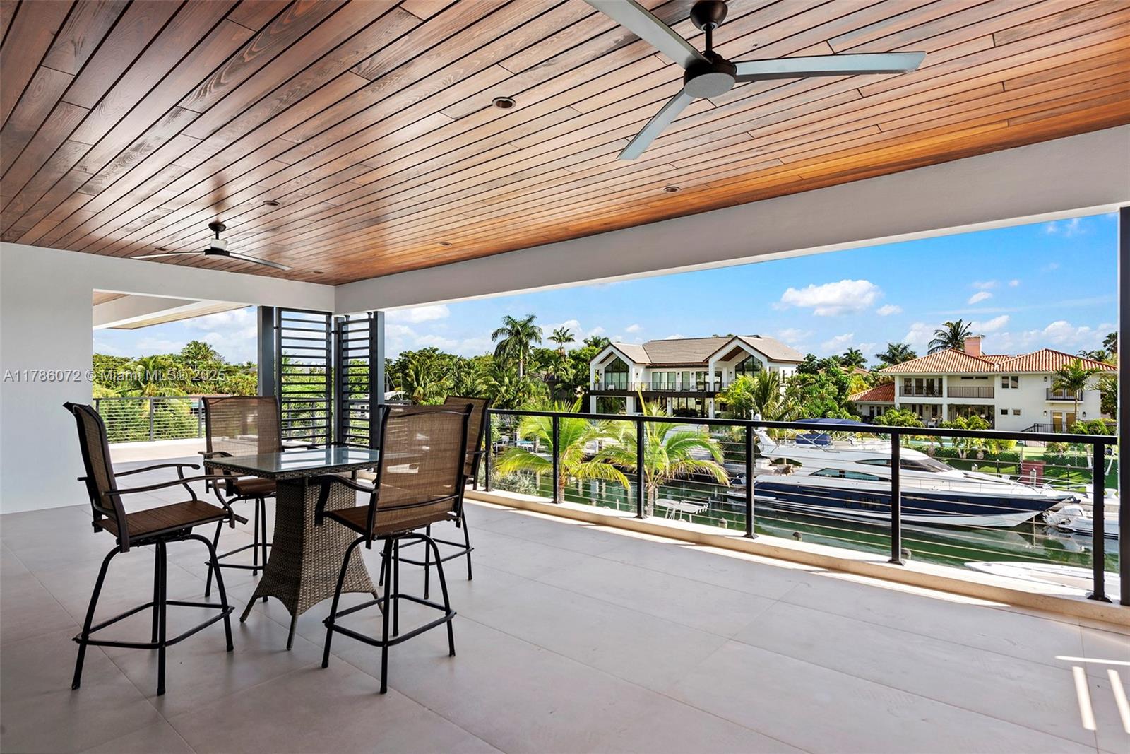 SUNRISE HARBOUR REV PL - Residential