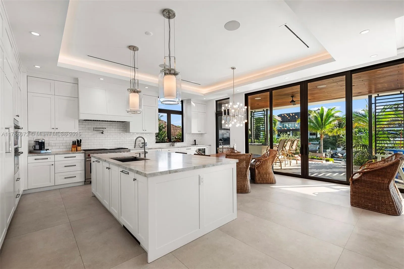 Coral Gables, Florida 33133, United States, 6 Bedrooms Bedrooms, ,7 BathroomsBathrooms,Residential,Active,113311