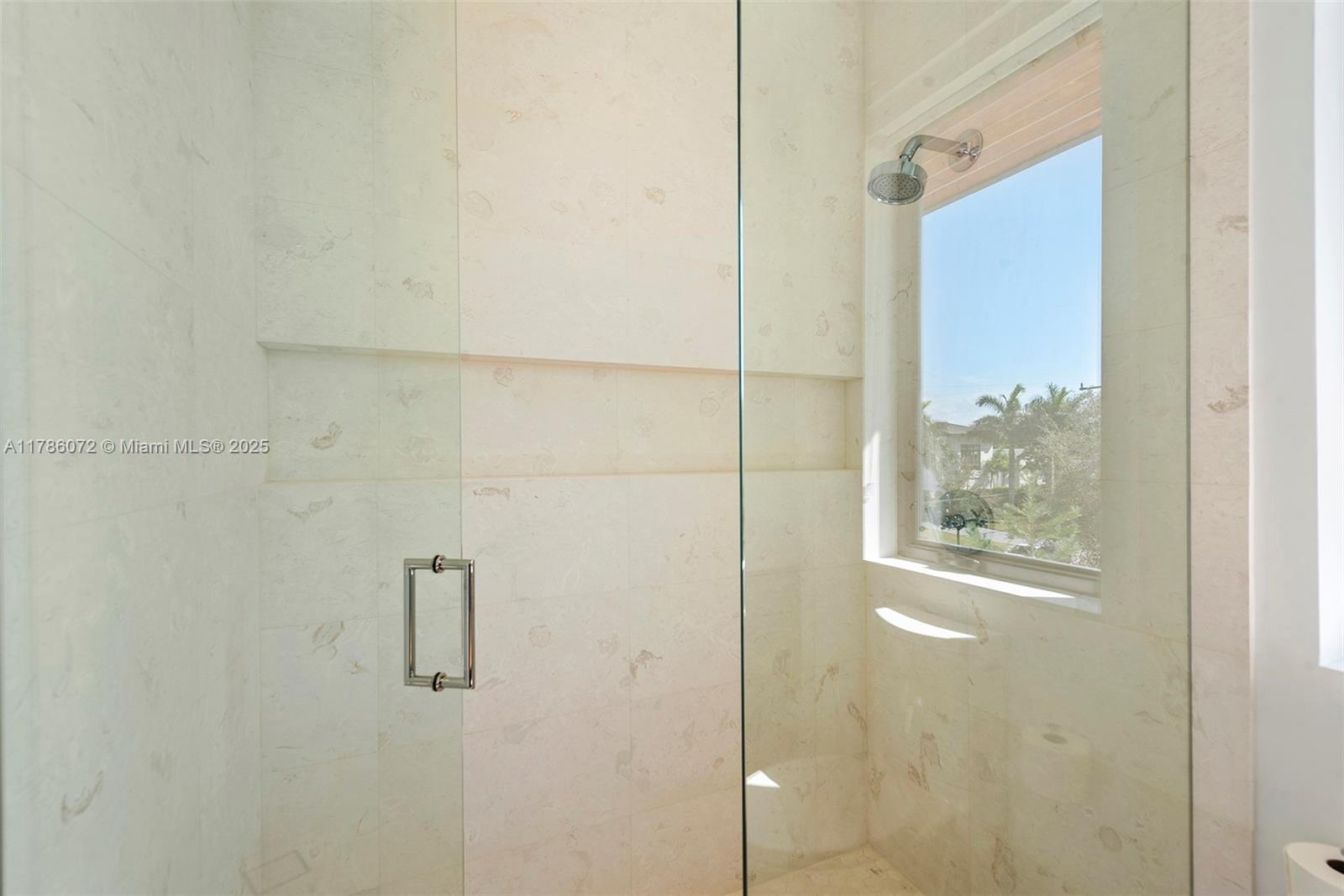 SUNRISE HARBOUR REV PL - Residential