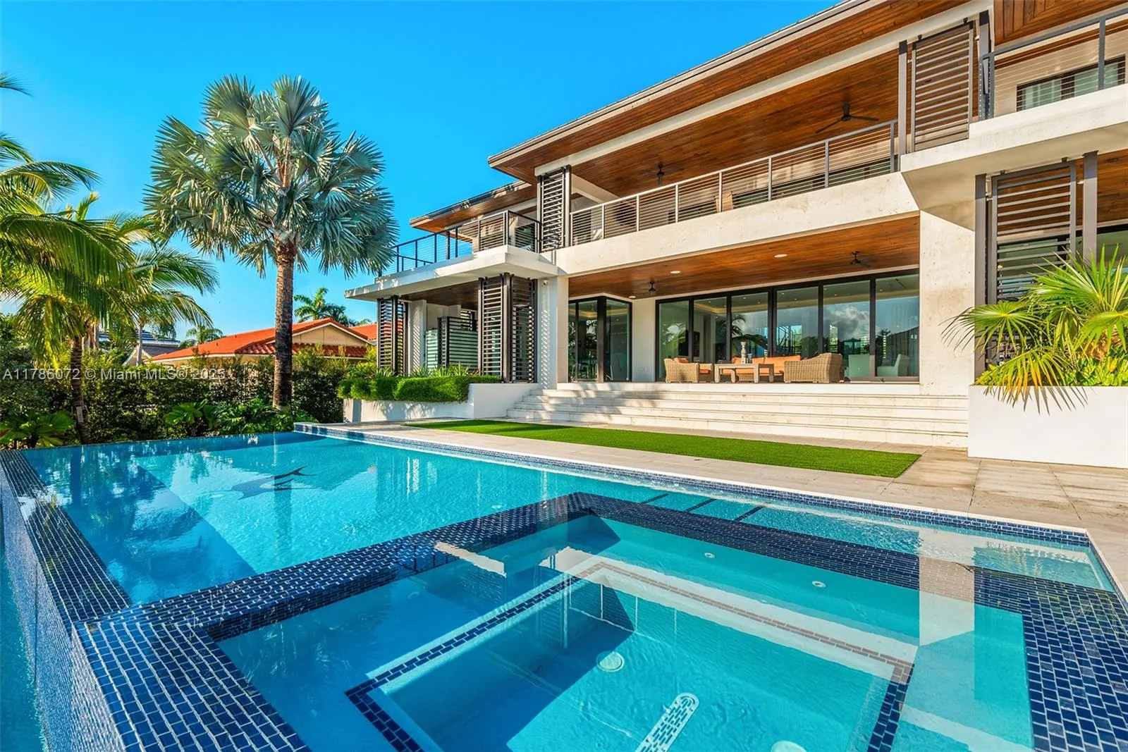 Coral Gables, Florida 33133, United States, 6 Bedrooms Bedrooms, ,7 BathroomsBathrooms,Residential,Active,113311