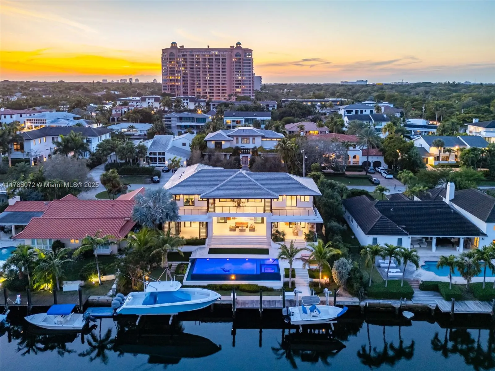 Coral Gables, Florida 33133, United States, 6 Bedrooms Bedrooms, ,7 BathroomsBathrooms,Residential,Active,113311