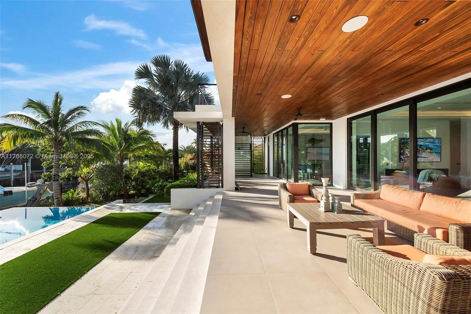 Coral Gables, Florida 33133, United States, 6 Bedrooms Bedrooms, ,7 BathroomsBathrooms,Residential,Active,113311