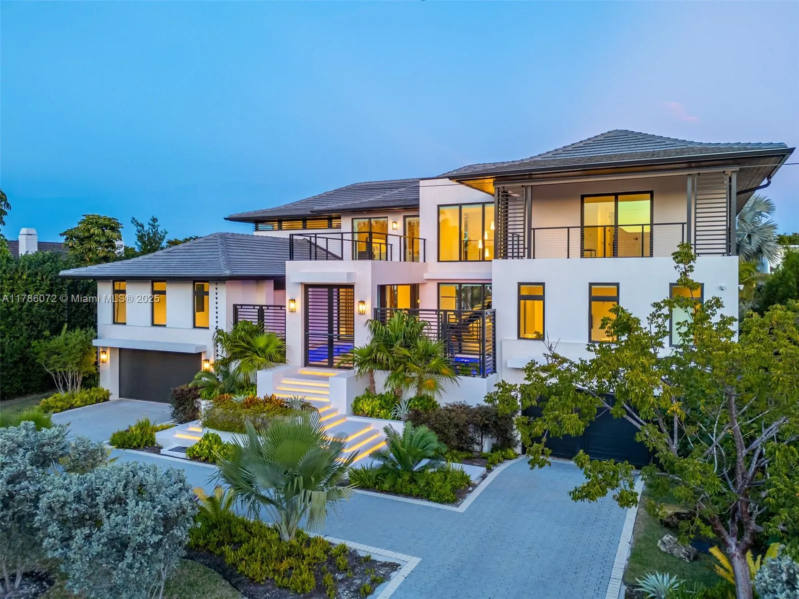 Coral Gables, Florida 33133, United States, 6 Bedrooms Bedrooms, ,7 BathroomsBathrooms,Residential,Active,113311 Coral Gables, Florida 33133, United States, 6 Bedrooms Bedrooms, ,7 BathroomsBathrooms,Residential,Active,113311