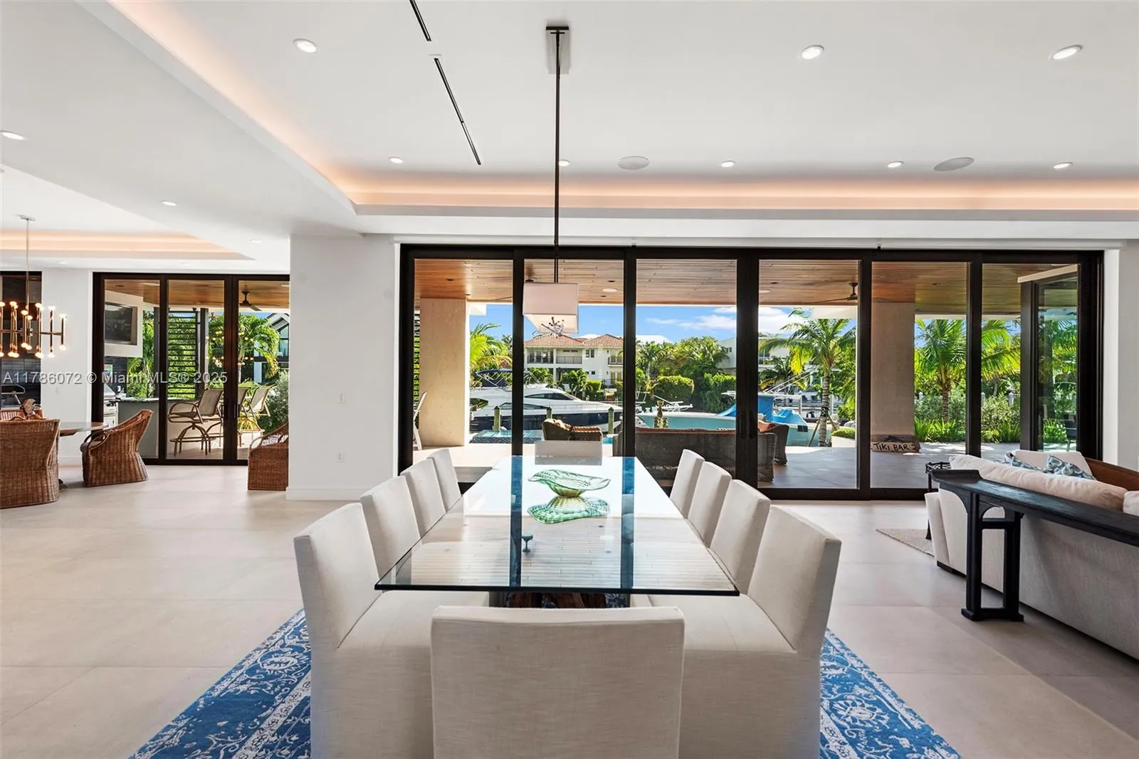 Coral Gables, Florida 33133, United States, 6 Bedrooms Bedrooms, ,7 BathroomsBathrooms,Residential,Active,113311