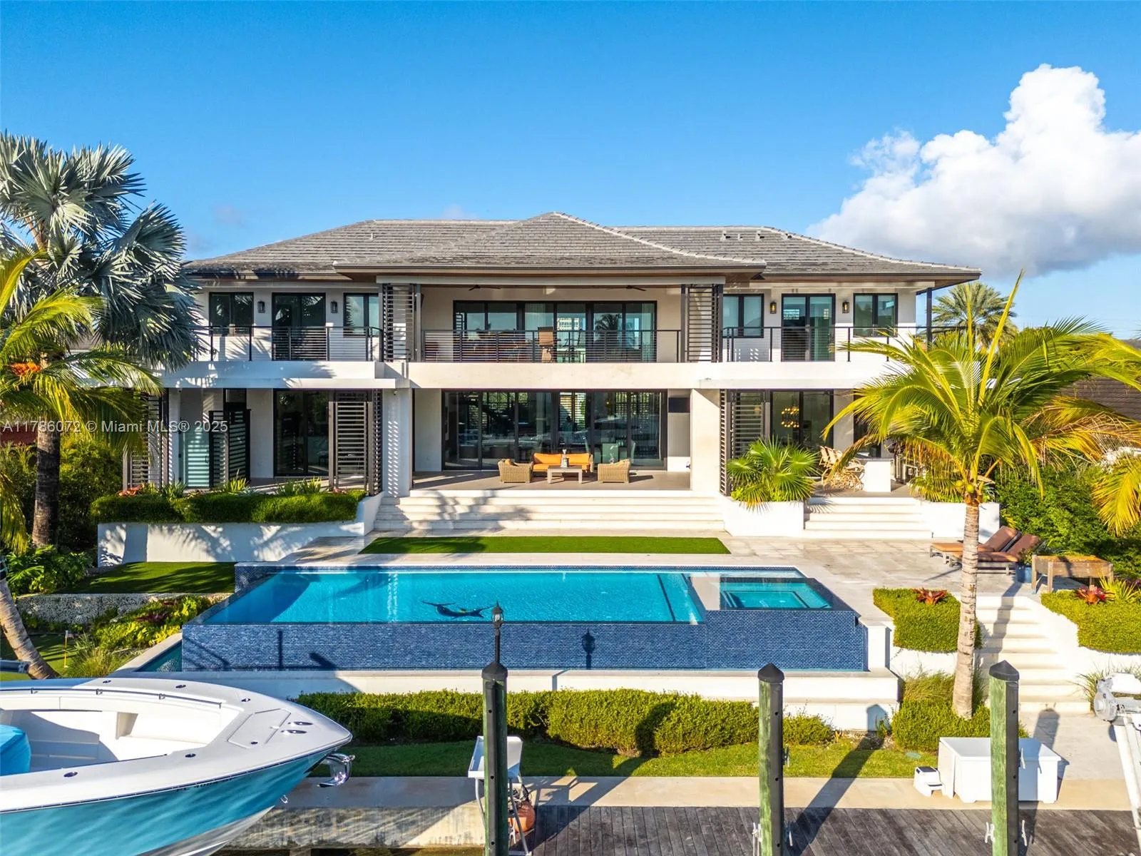 Coral Gables, Florida 33133, United States, 6 Bedrooms Bedrooms, ,7 BathroomsBathrooms,Residential,Active,113311