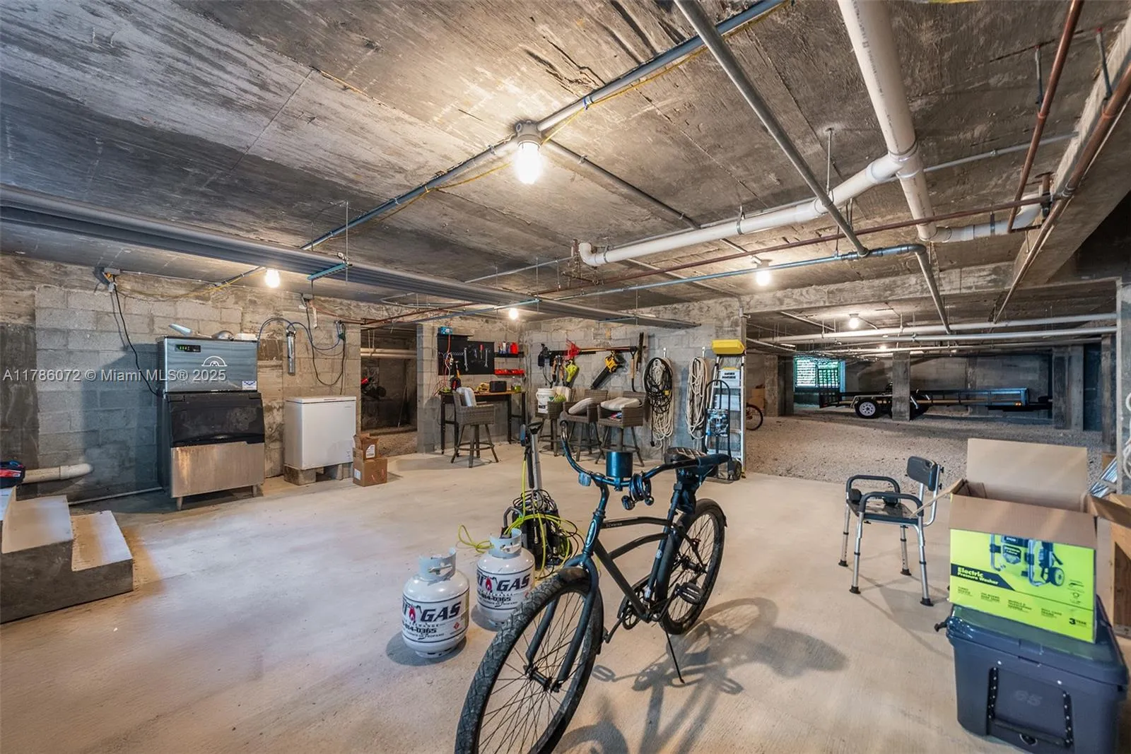 Coral Gables, Florida 33133, United States, 6 Bedrooms Bedrooms, ,7 BathroomsBathrooms,Residential,Active,113311