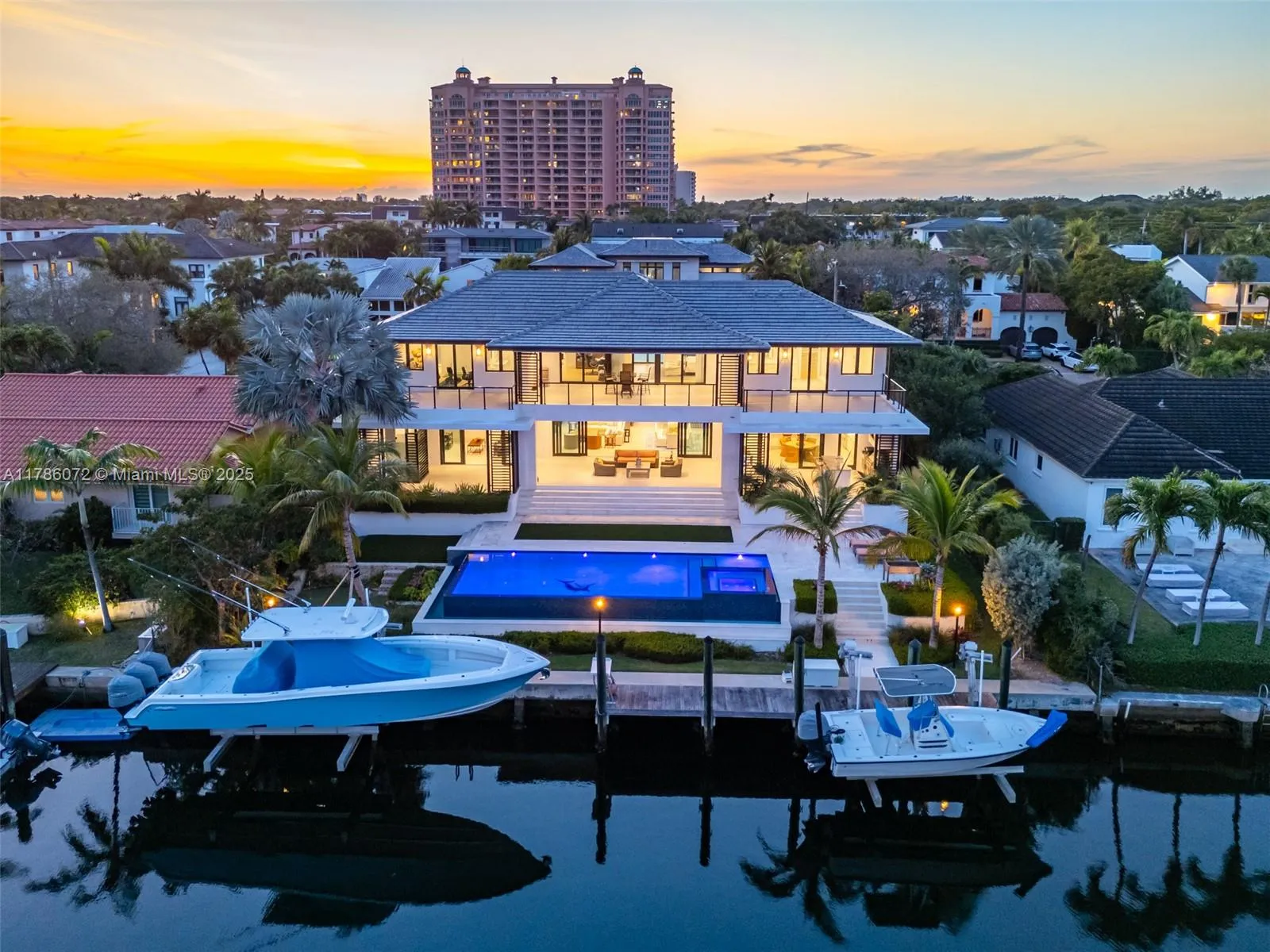 Coral Gables, Florida 33133, United States, 6 Bedrooms Bedrooms, ,7 BathroomsBathrooms,Residential,Active,113311
