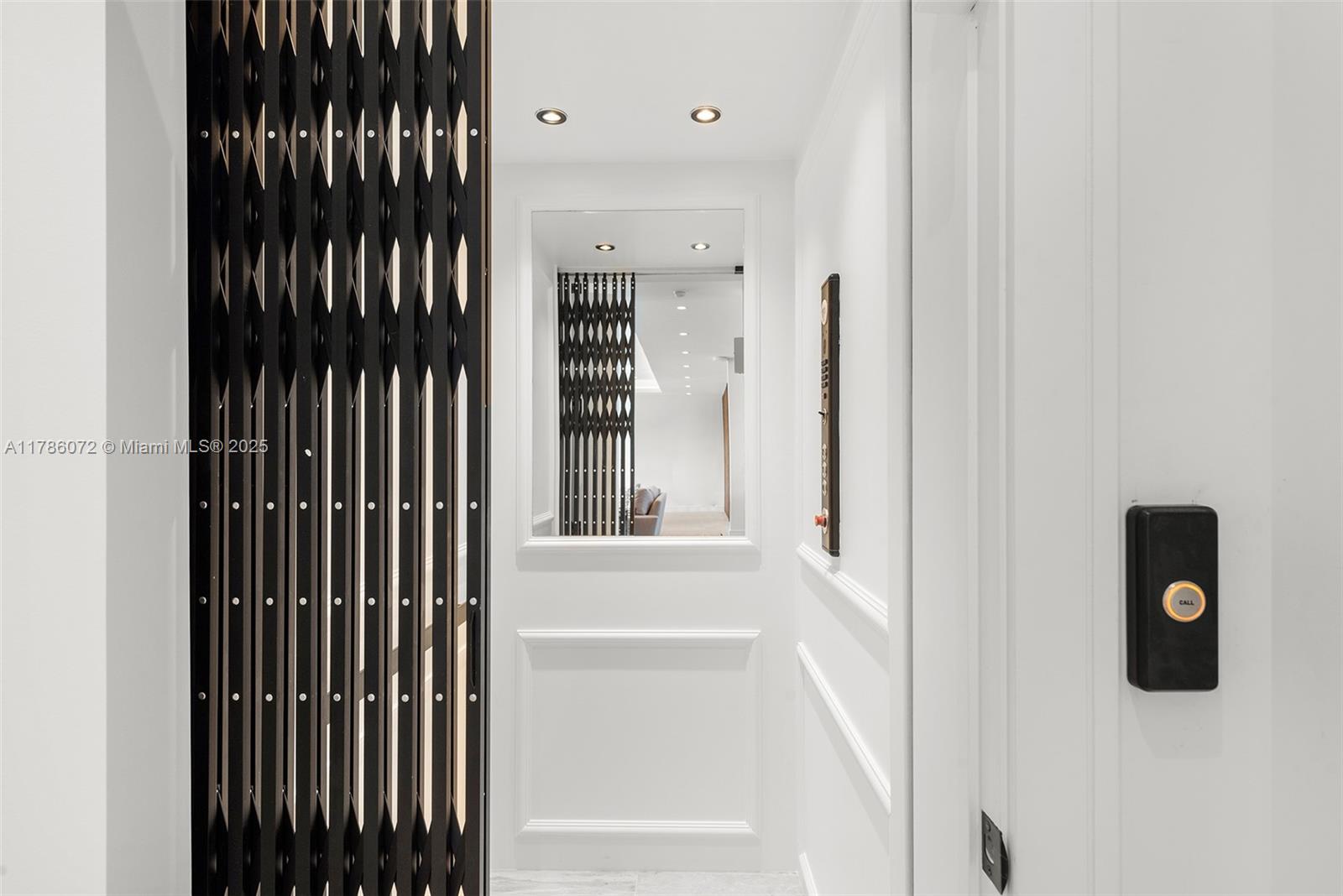 SUNRISE HARBOUR REV PL - Residential