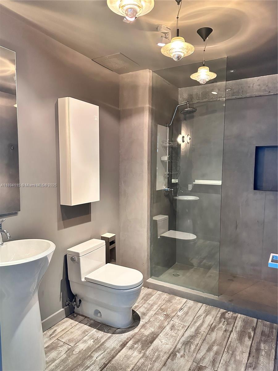 PARC LOFTS CONDO - Residential Lease