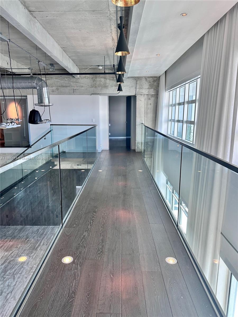 PARC LOFTS CONDO - Residential Lease