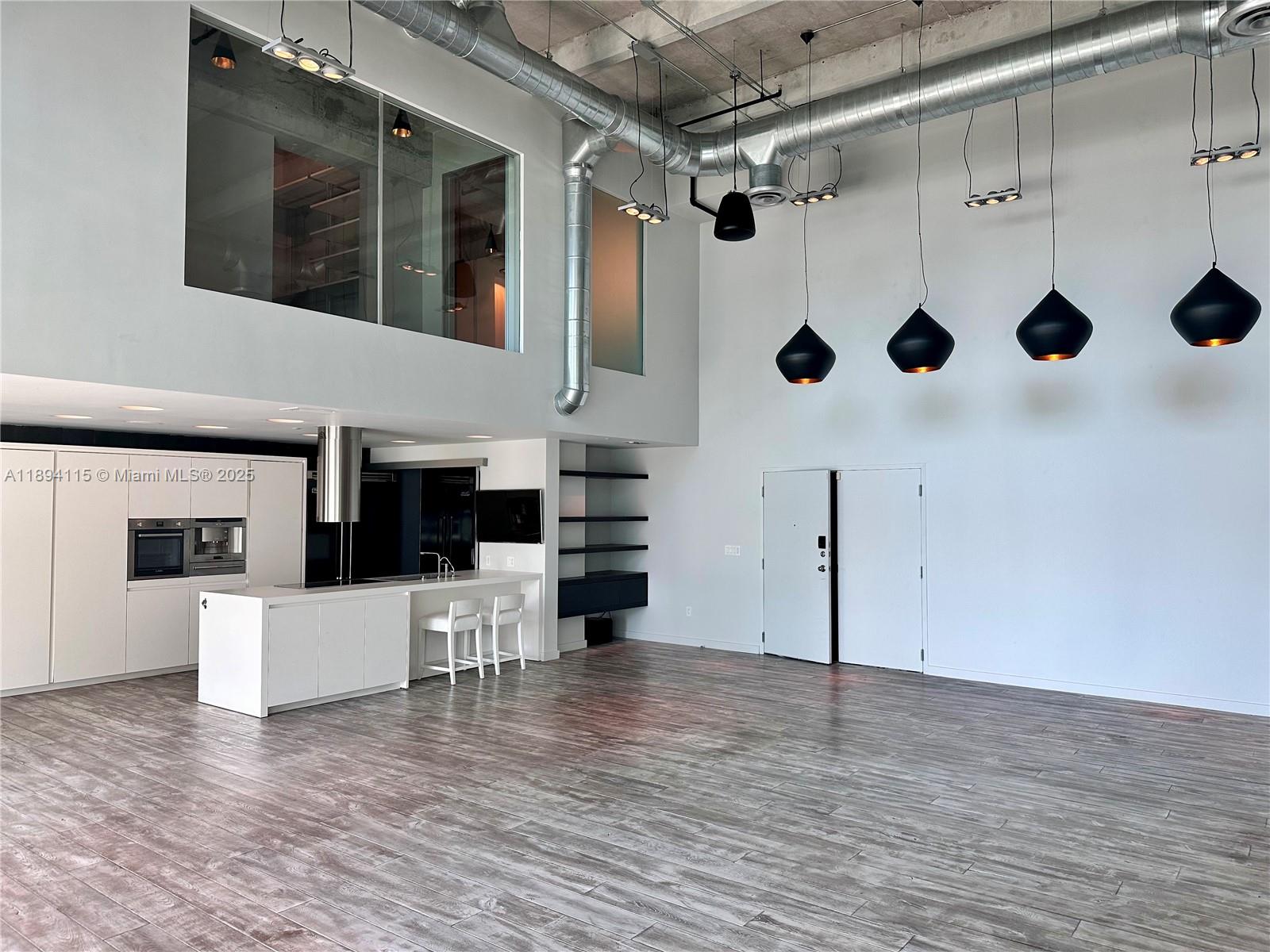 PARC LOFTS CONDO - Residential Lease