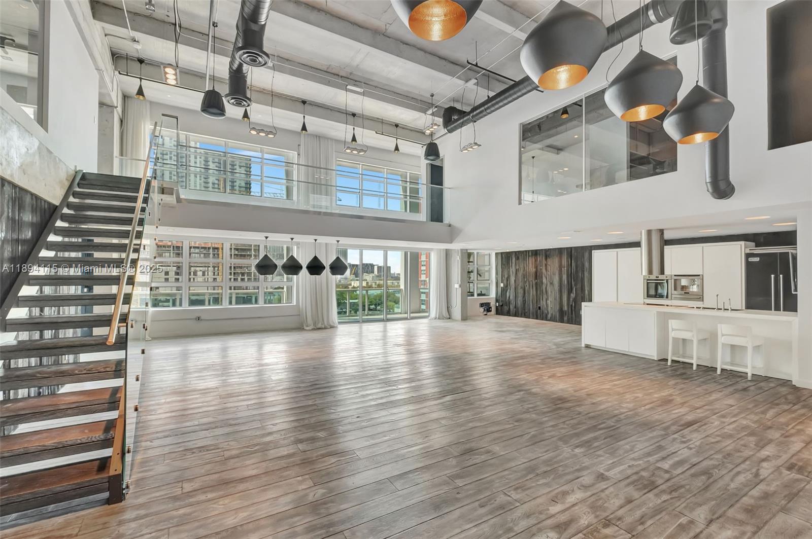 1749 NE Miami Ct 608