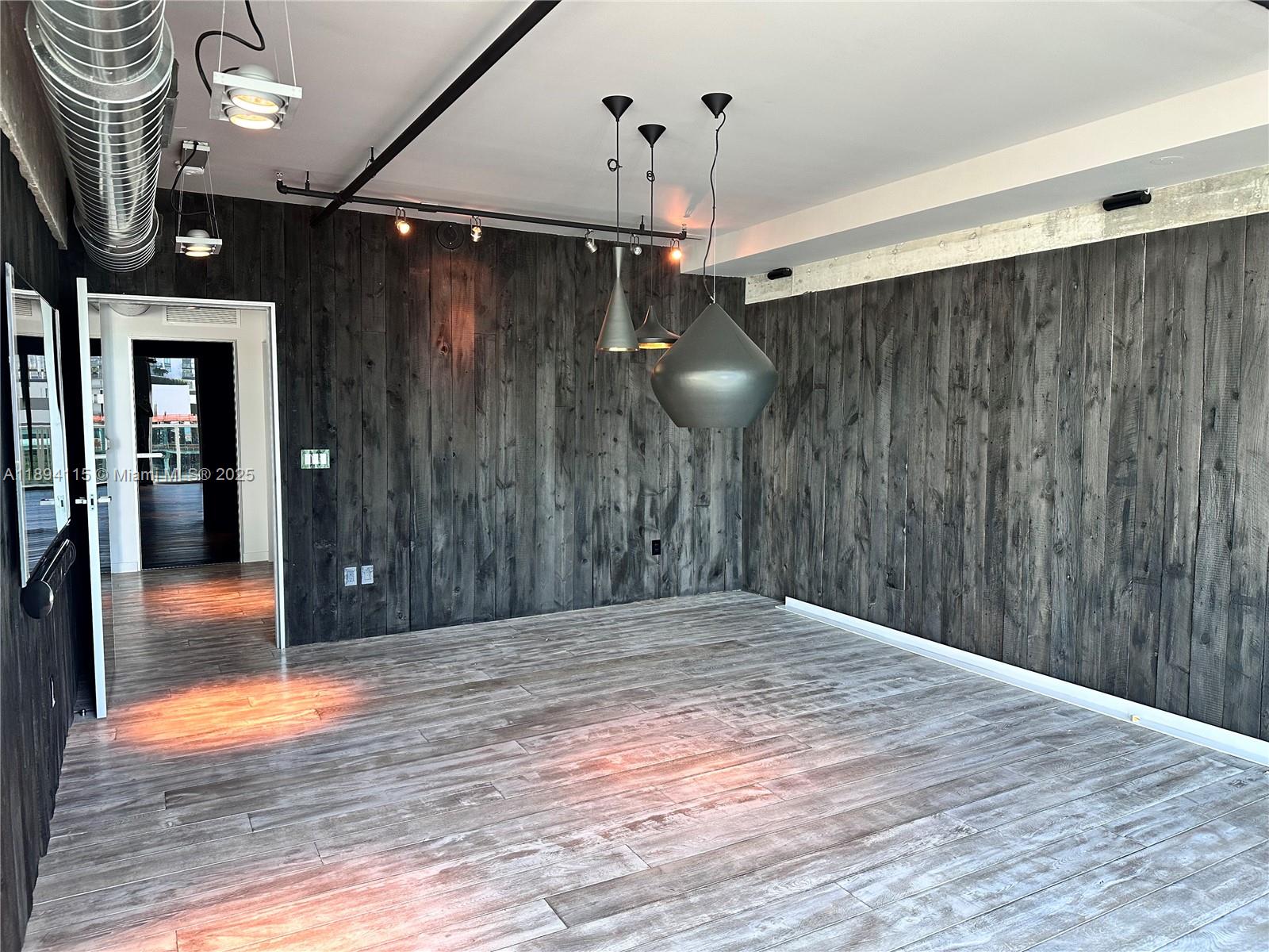PARC LOFTS CONDO - Residential Lease