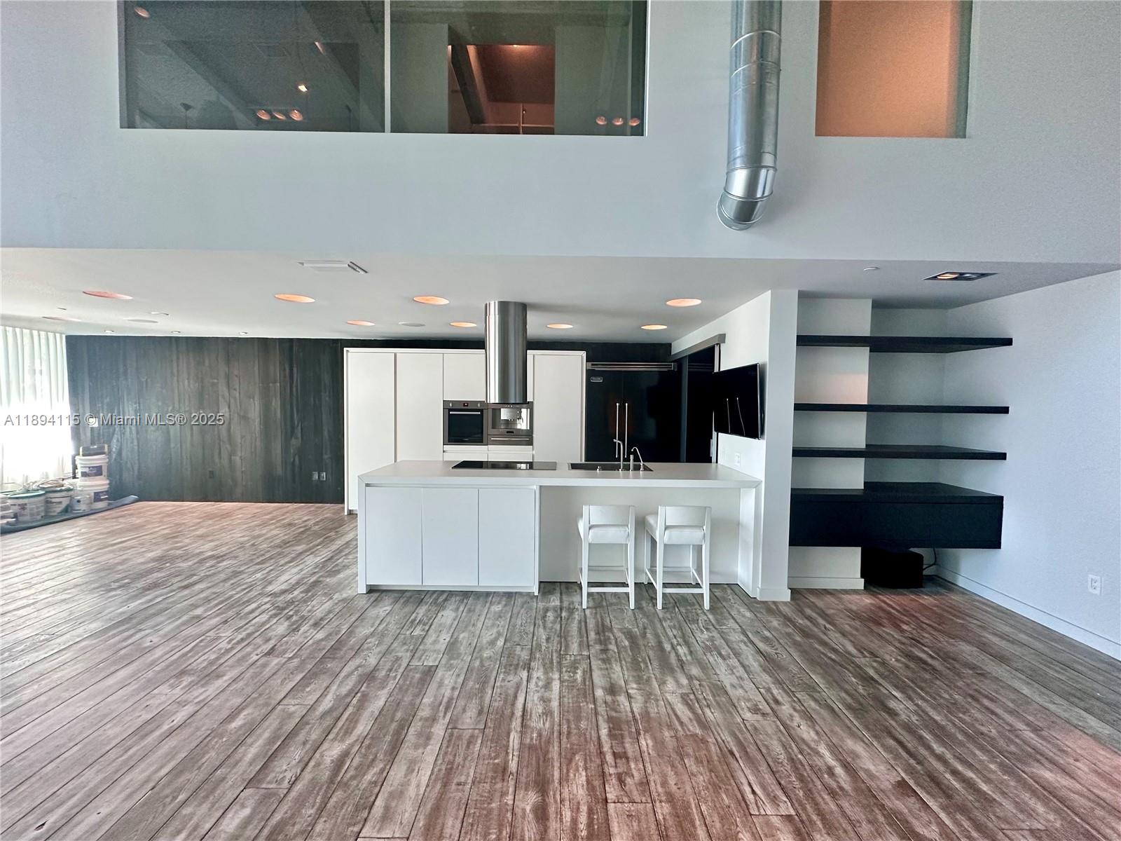 PARC LOFTS CONDO - Residential Lease