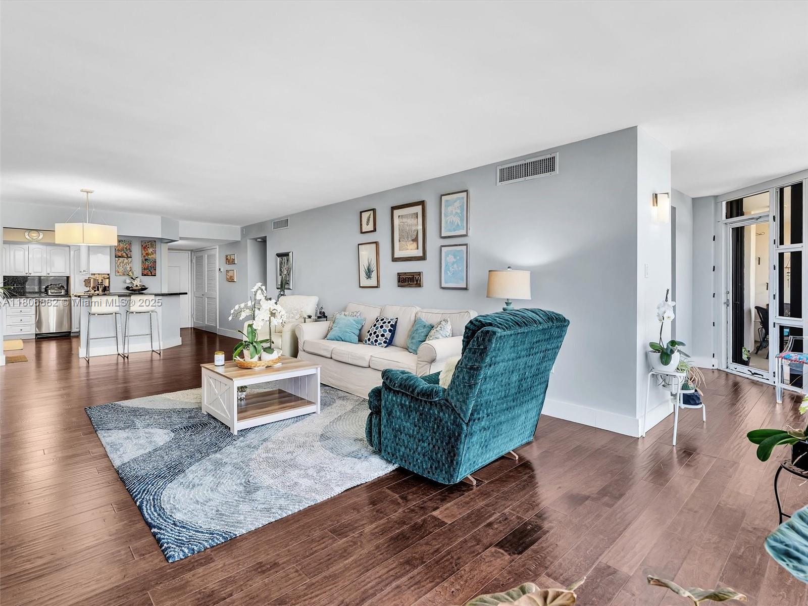 MAR DEL PLATA CONDO - Residential
