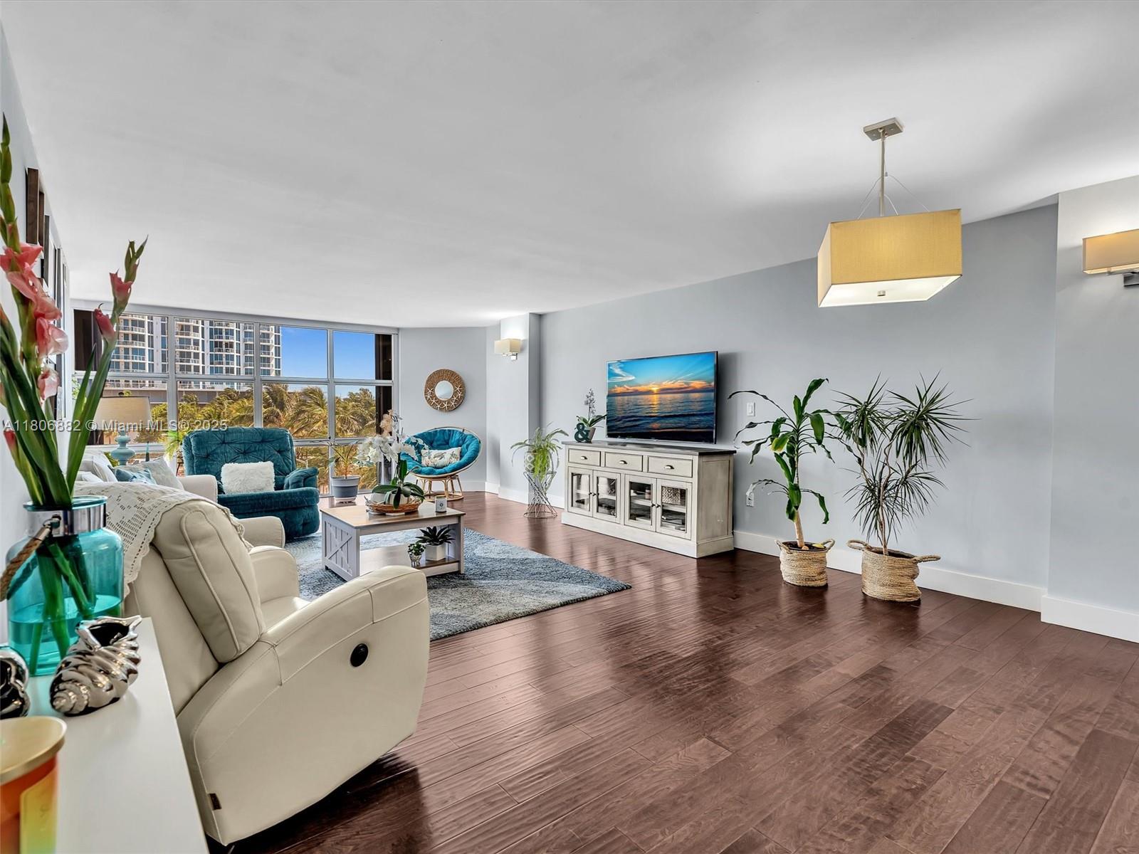 MAR DEL PLATA CONDO - Residential