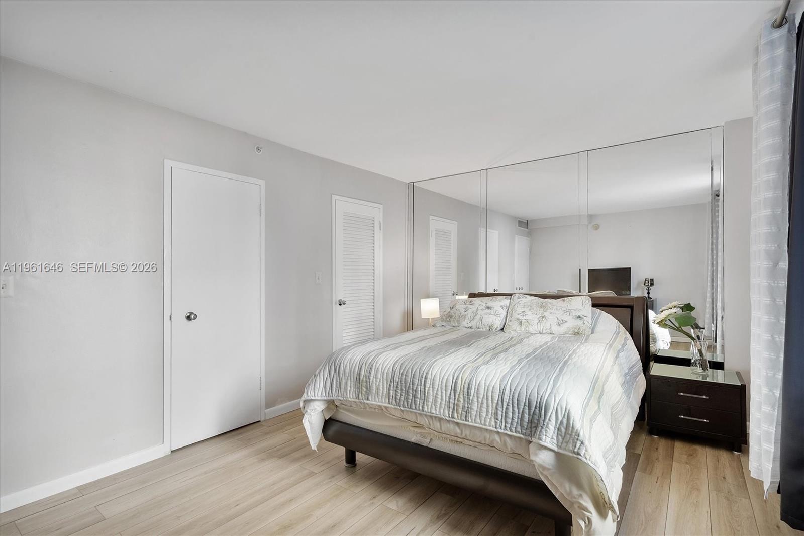 CARLISLE ON THE OCEAN CON - Residential