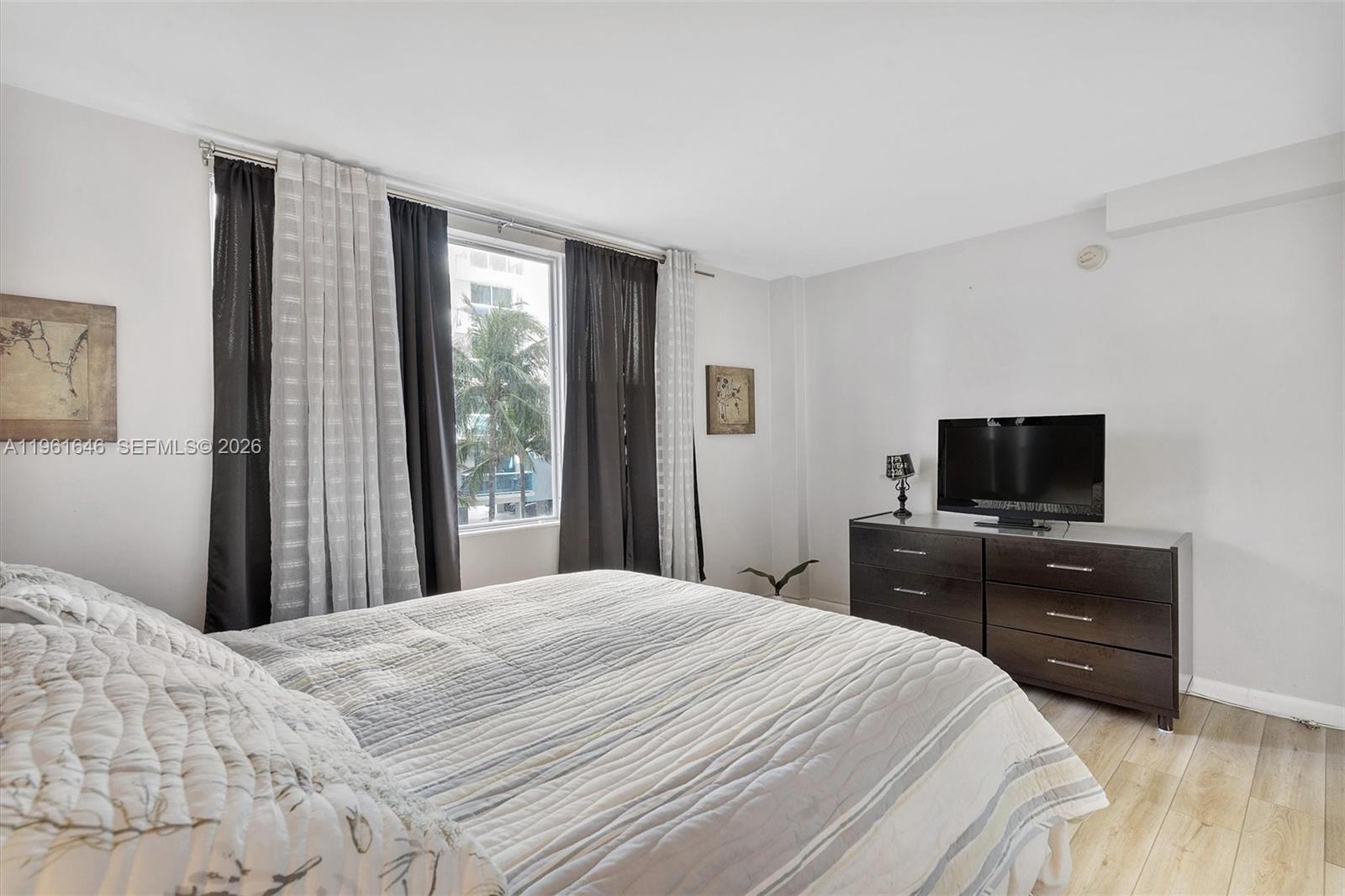 CARLISLE ON THE OCEAN CON - Residential