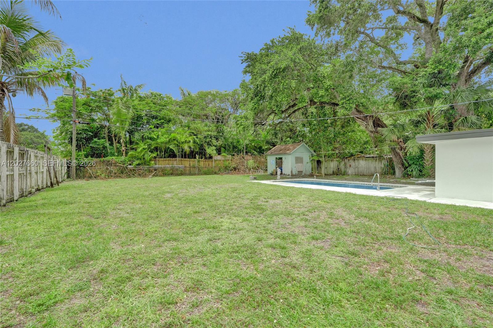 MIAMI GARDENS ESTATES SEC - Residential