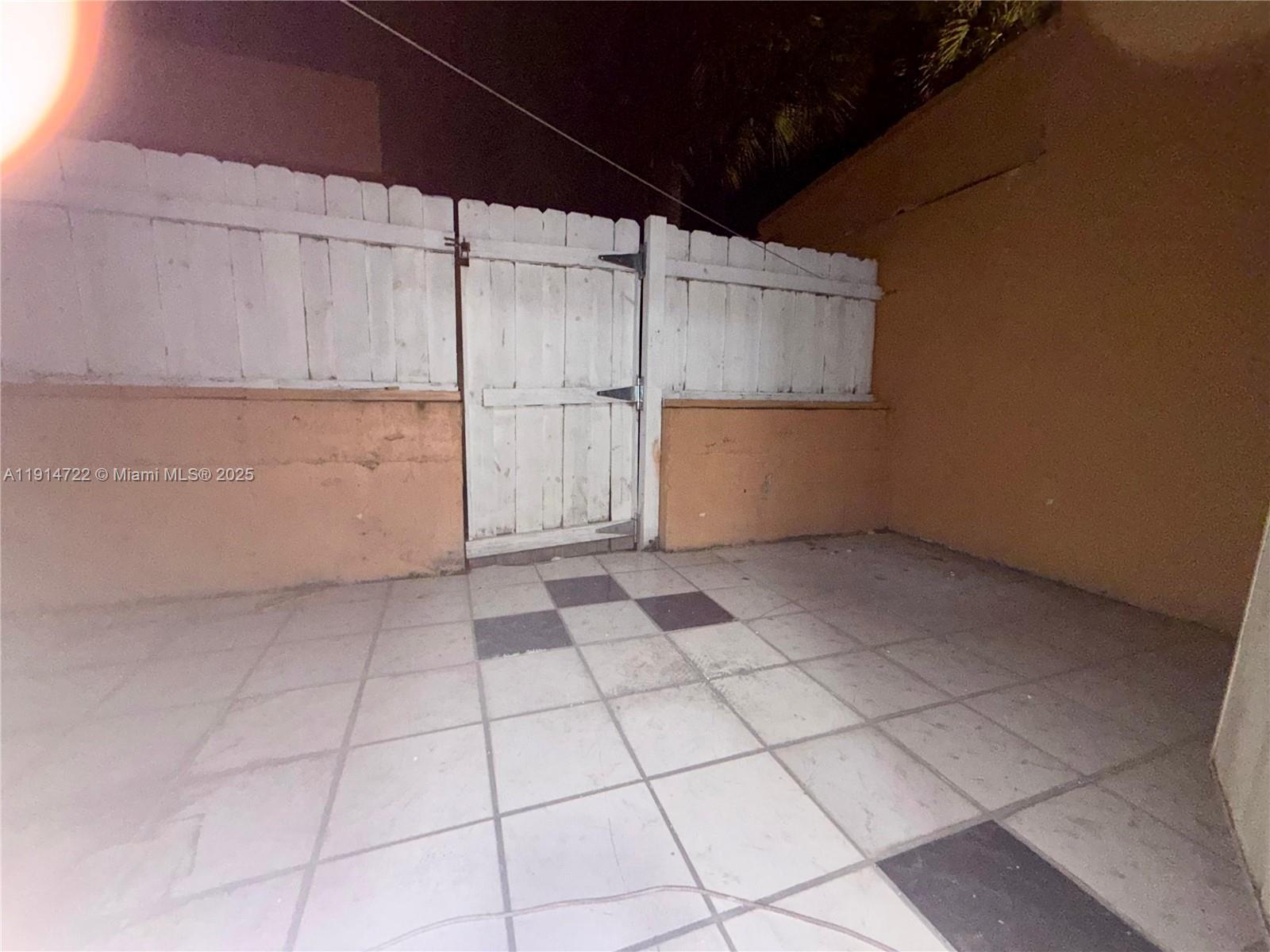 LAUDERHILL GARDENS TOWNHO - Residential Lease