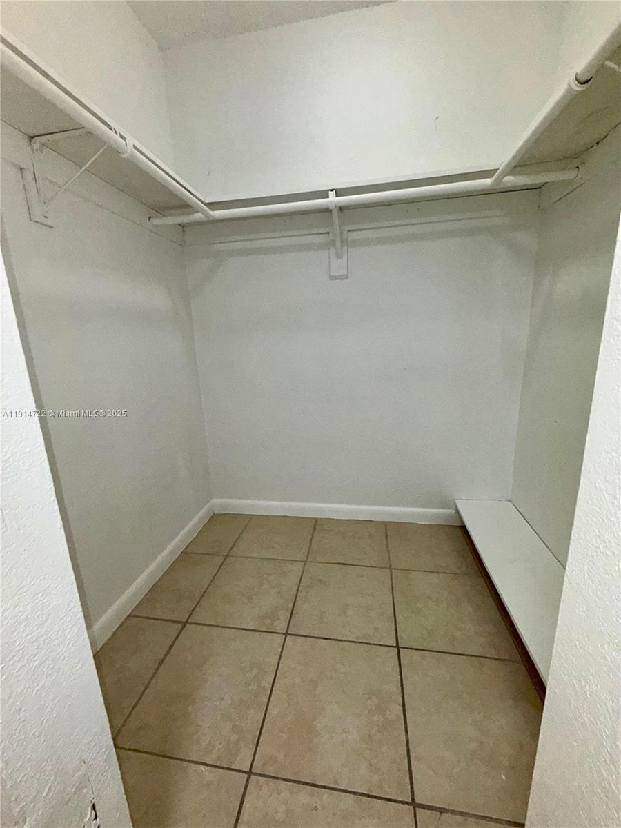 LAUDERHILL GARDENS TOWNHO - Residential Lease