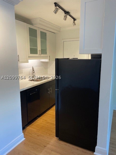 318 Majorca Ave 104