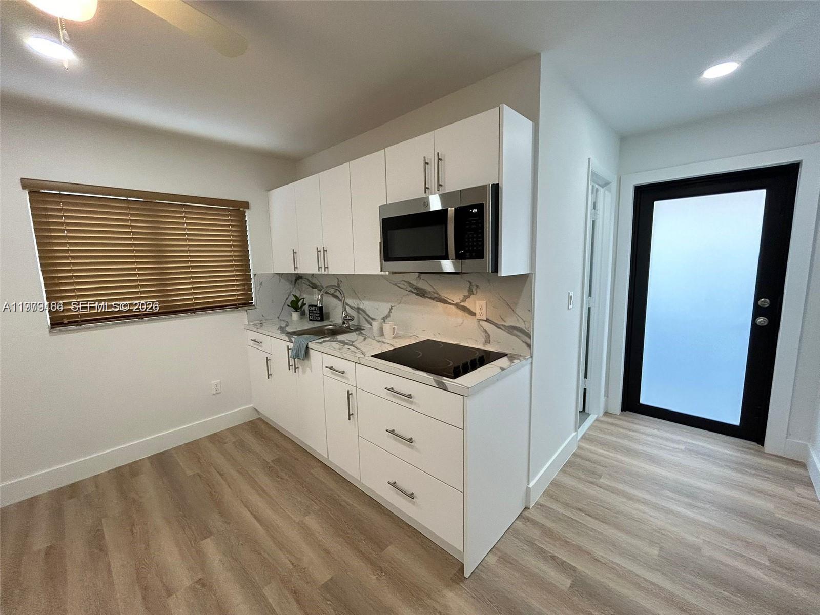 SUPERIOR PARK - Residential Lease