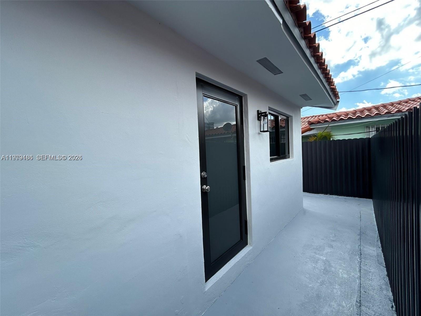 SUPERIOR PARK - Residential Lease