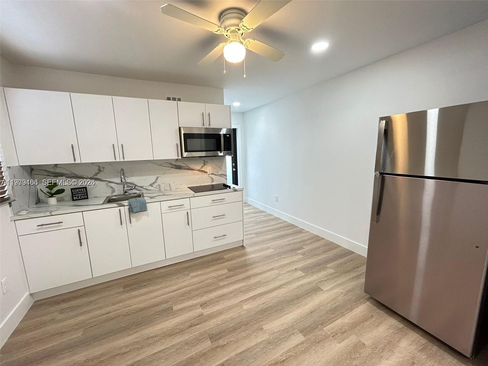 SUPERIOR PARK - Residential Lease