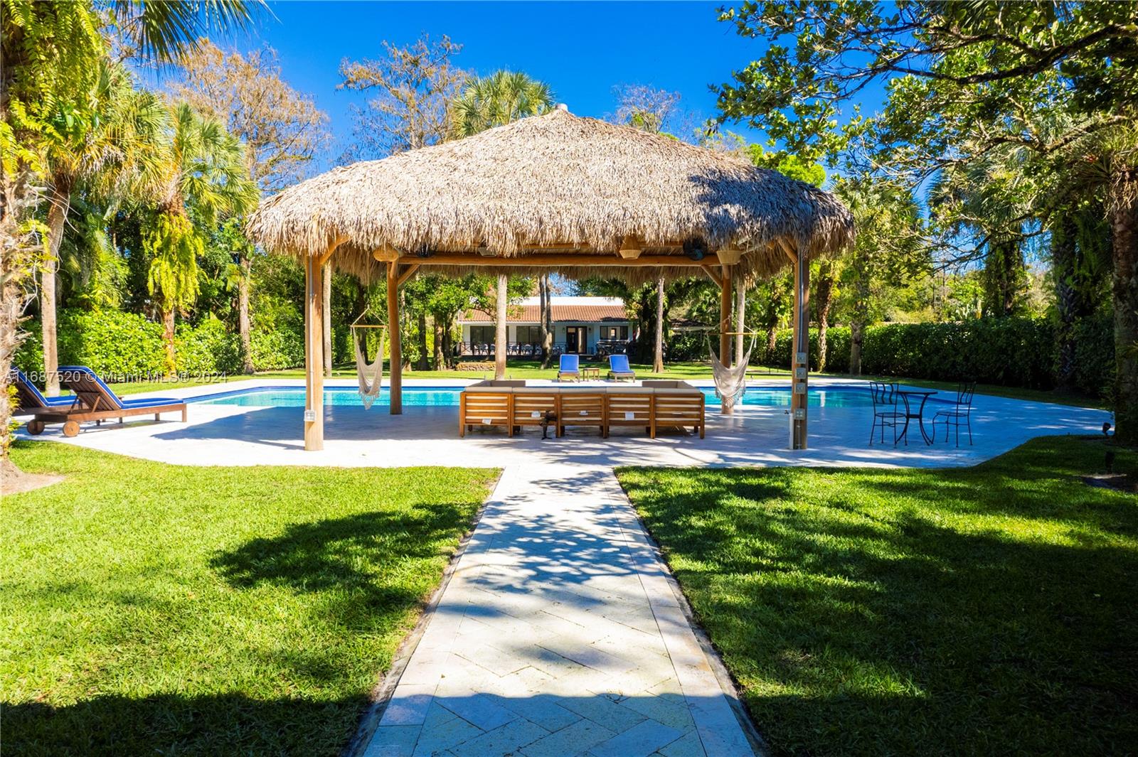 PLANTATION - Residential