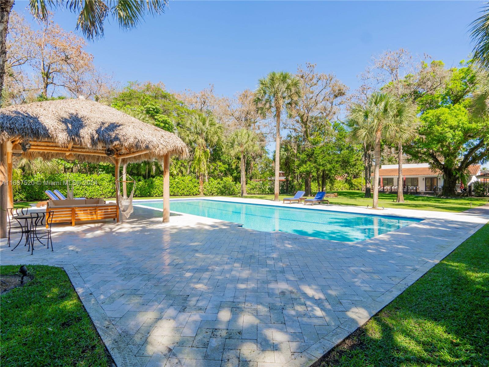 PLANTATION - Residential