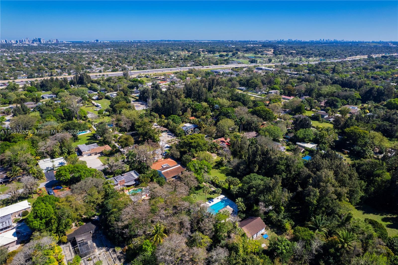 PLANTATION - Residential