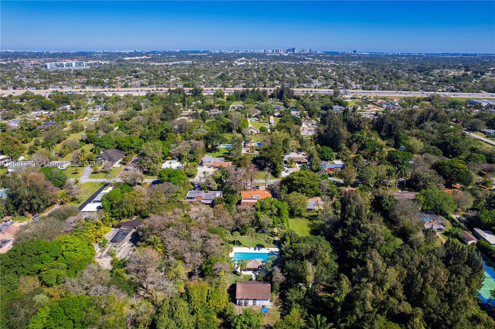 PLANTATION - Residential
