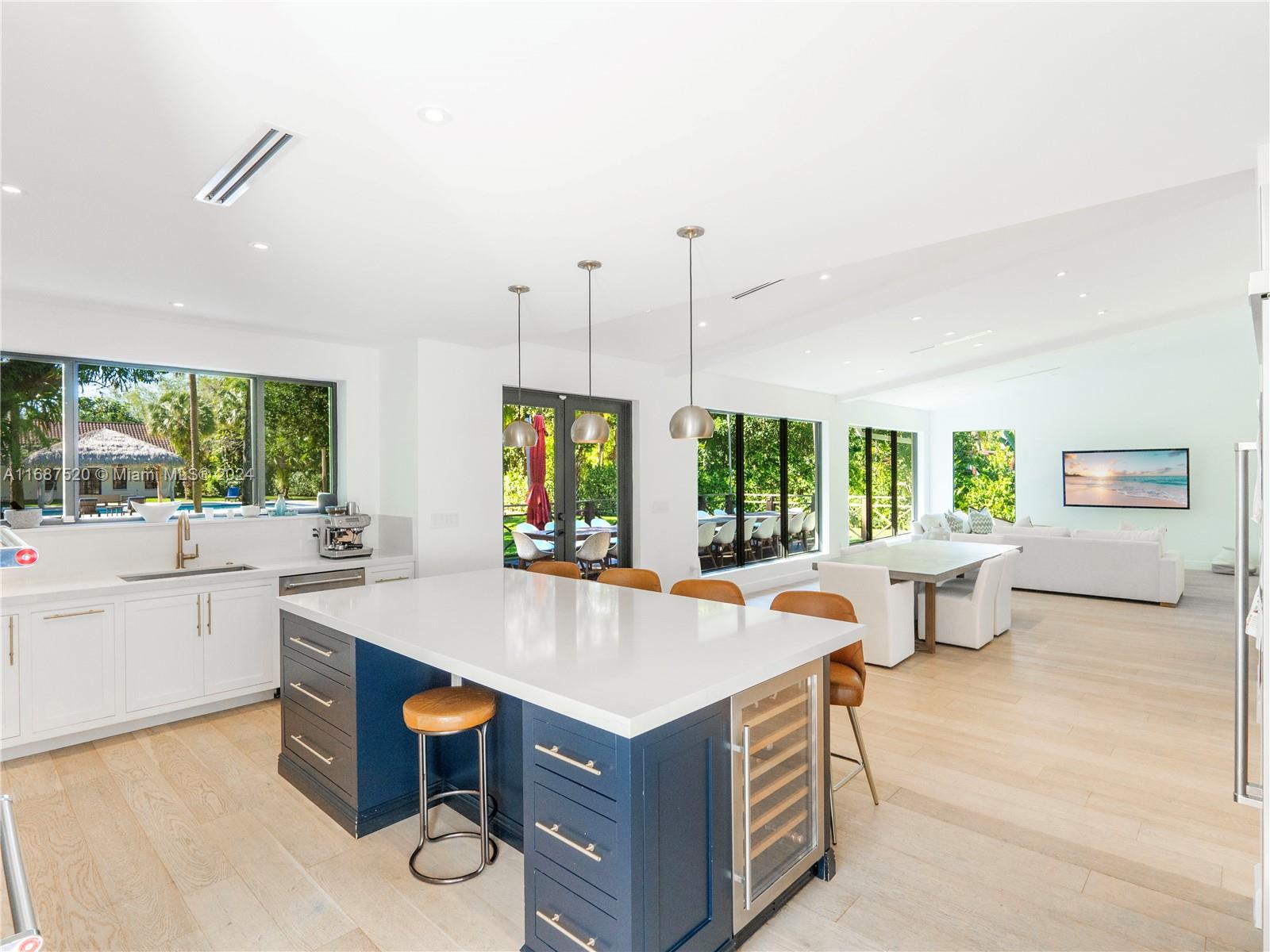 PLANTATION - Residential