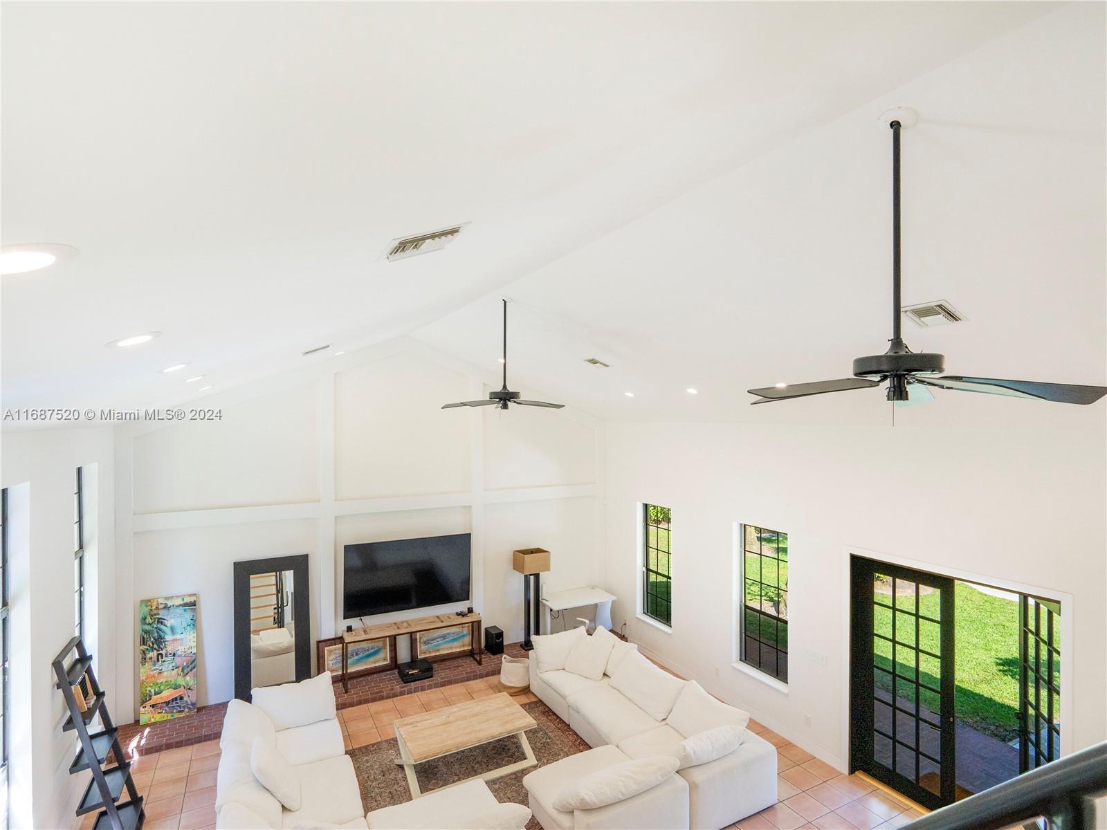PLANTATION - Residential