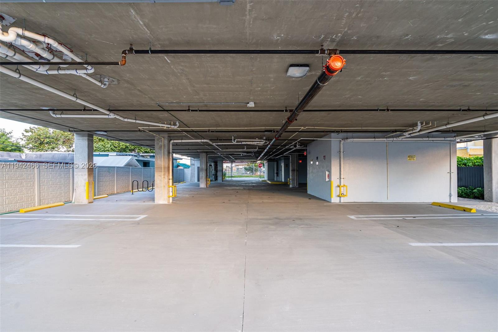 GARDEN CITY - Residential Lease